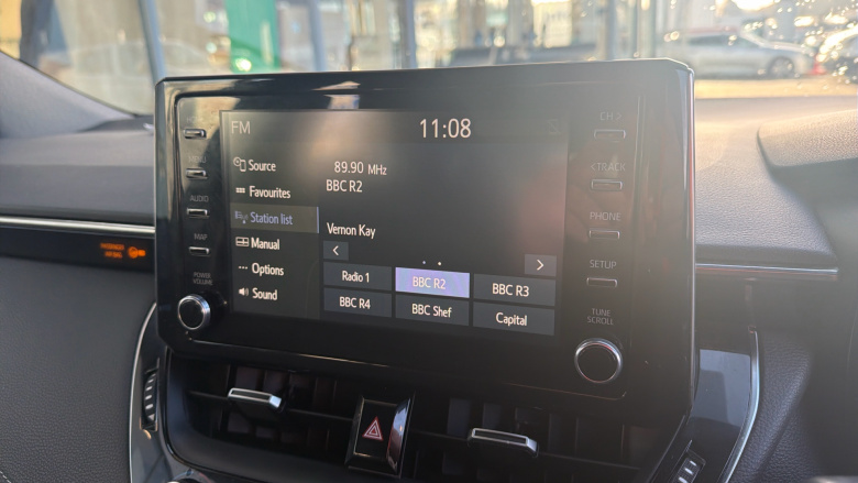 Toyota Corolla 1.8 VVT-i Hybrid Icon Tech 5dr CVT Hybrid Hatchback